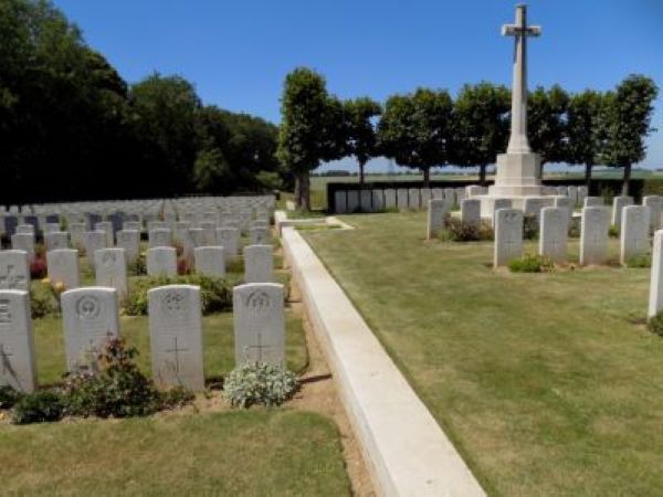 BucquoyRoadCemetery