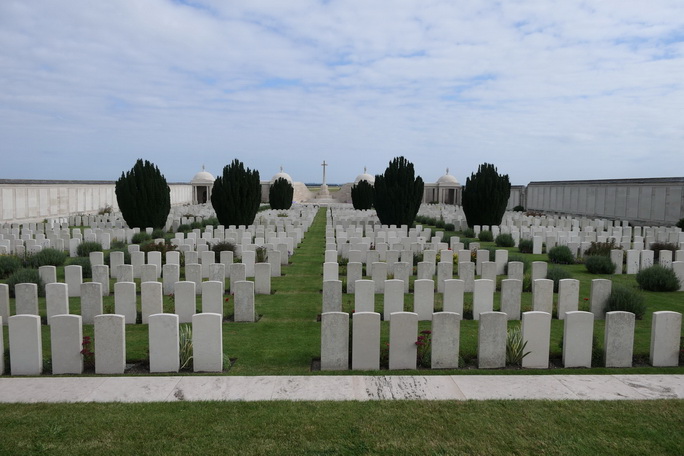 dud corner 01 resize resize